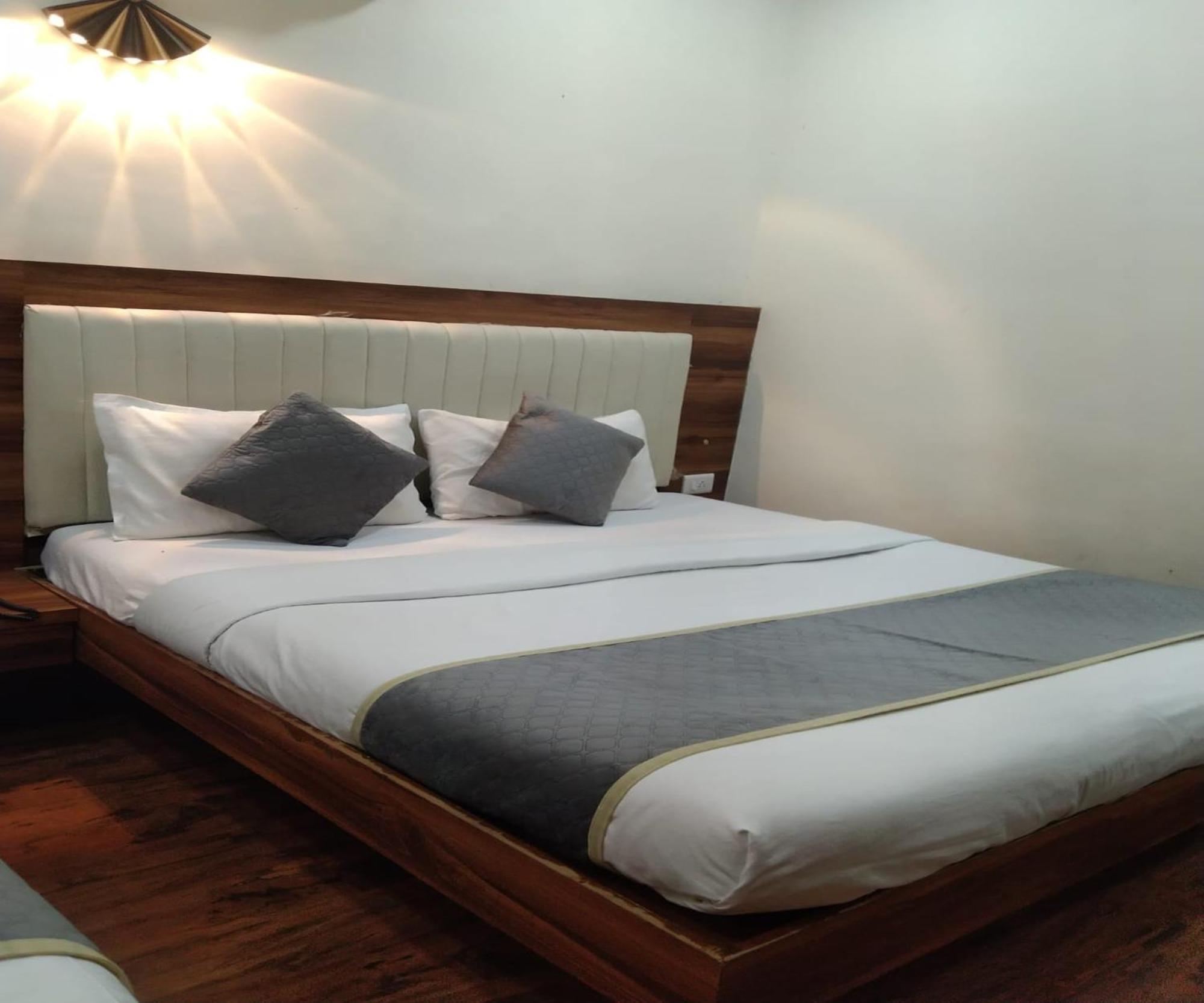 Hotel Air View Near Airport مومباي المظهر الخارجي الصورة
