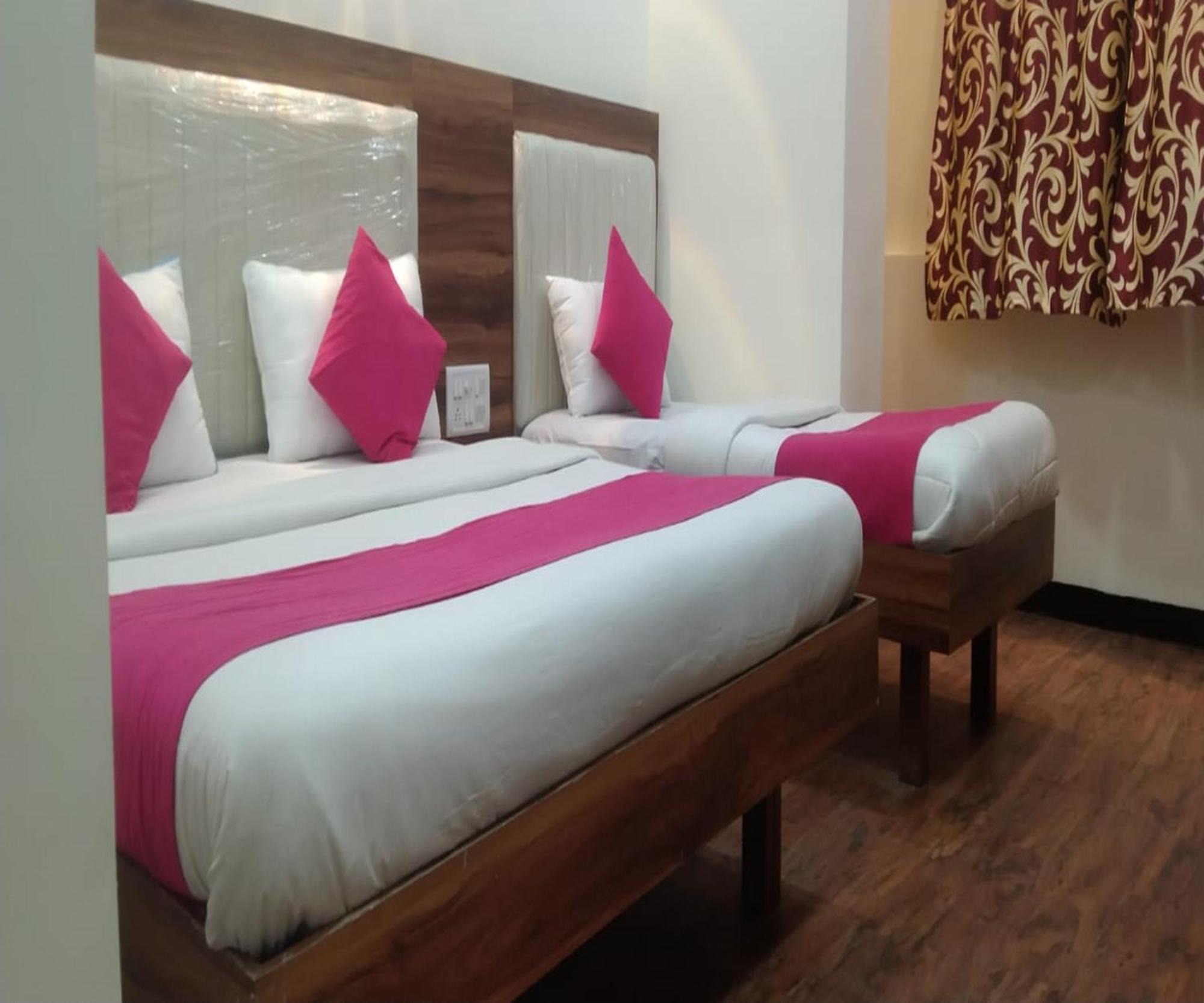 Hotel Air View Near Airport مومباي المظهر الخارجي الصورة