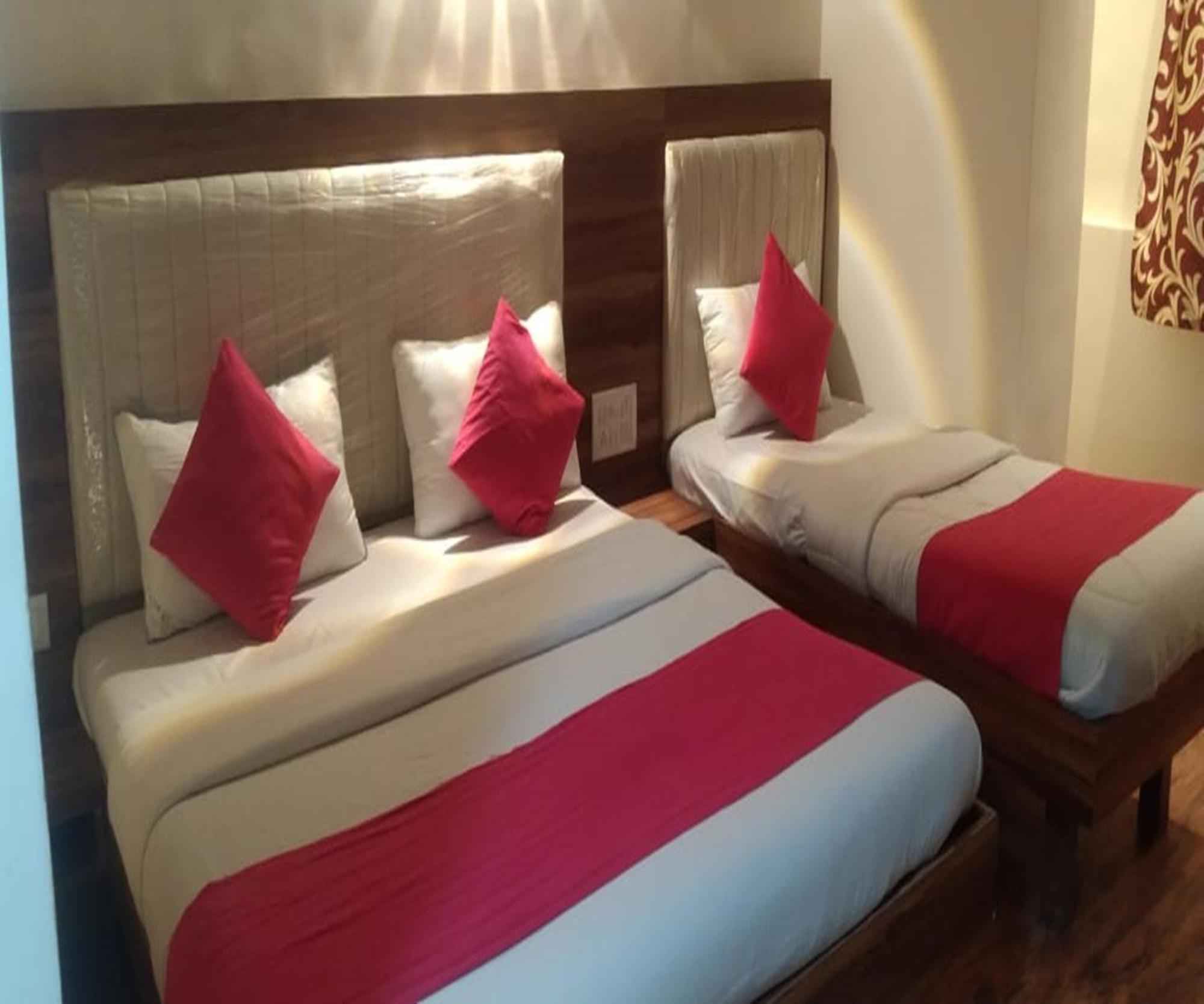 Hotel Air View Near Airport مومباي المظهر الخارجي الصورة